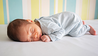 Newborn_W1_Desktop Article Pages 375x213px